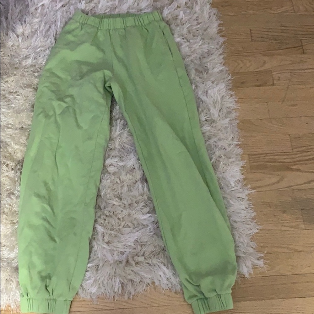 BRANDY MELVILE SWEATPANTS (ON HOLD)
